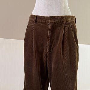 Banana Republic Vintage 100% cotton Men's Brown Corduroy Pants cuffs pleats